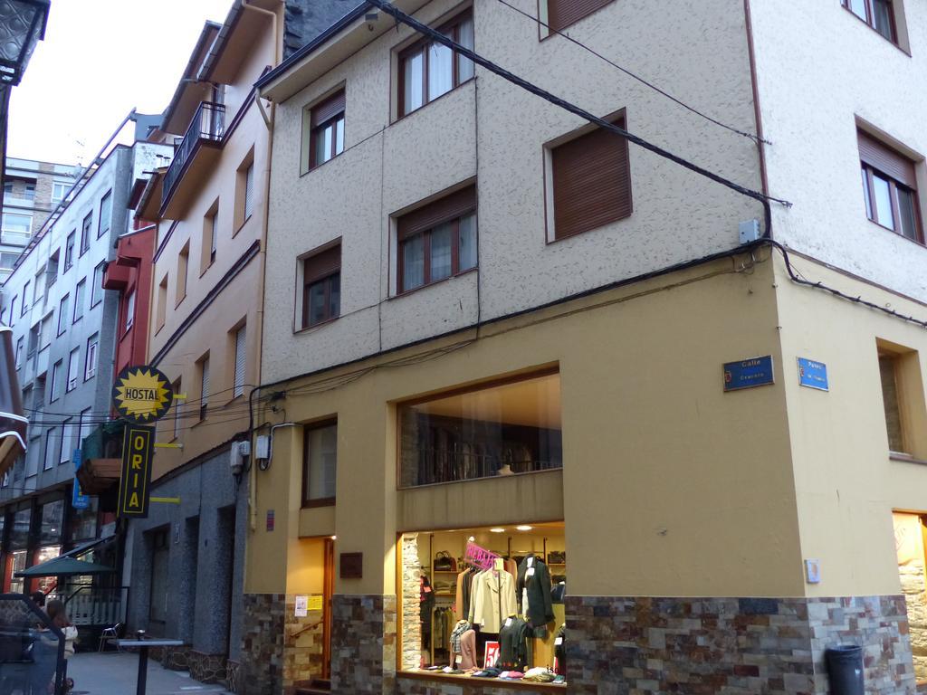 Pension Oria Луарка Екстериор снимка